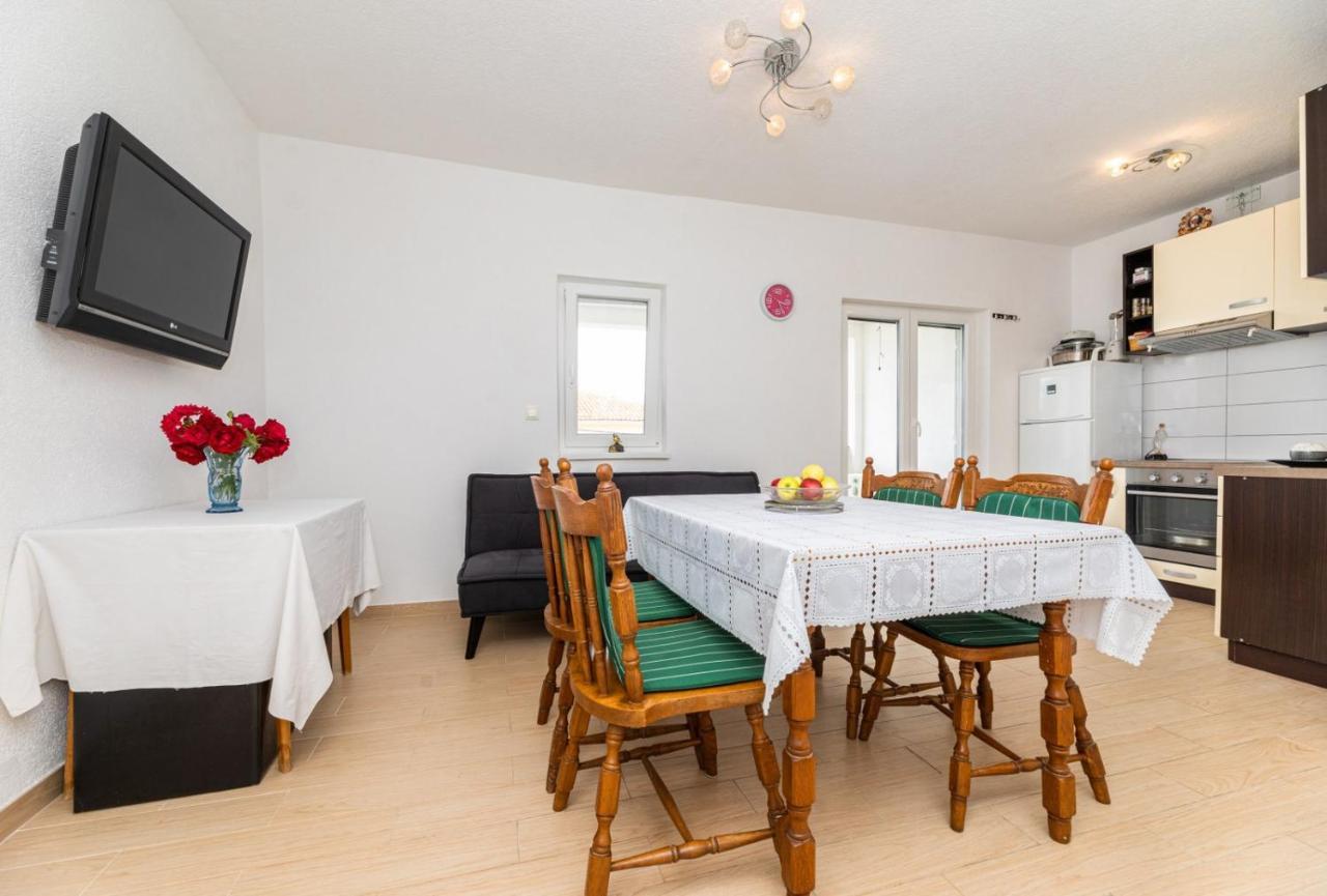 Apartmani Jasarevic Šilo Dış mekan fotoğraf