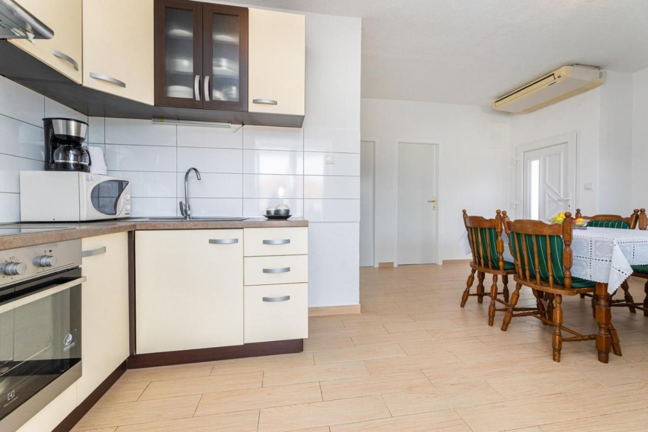 Apartmani Jasarevic Šilo Dış mekan fotoğraf